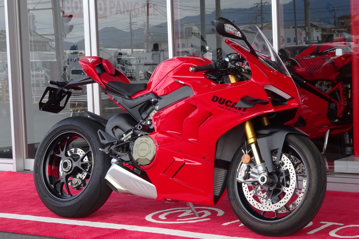 Ducati Panigale V4S